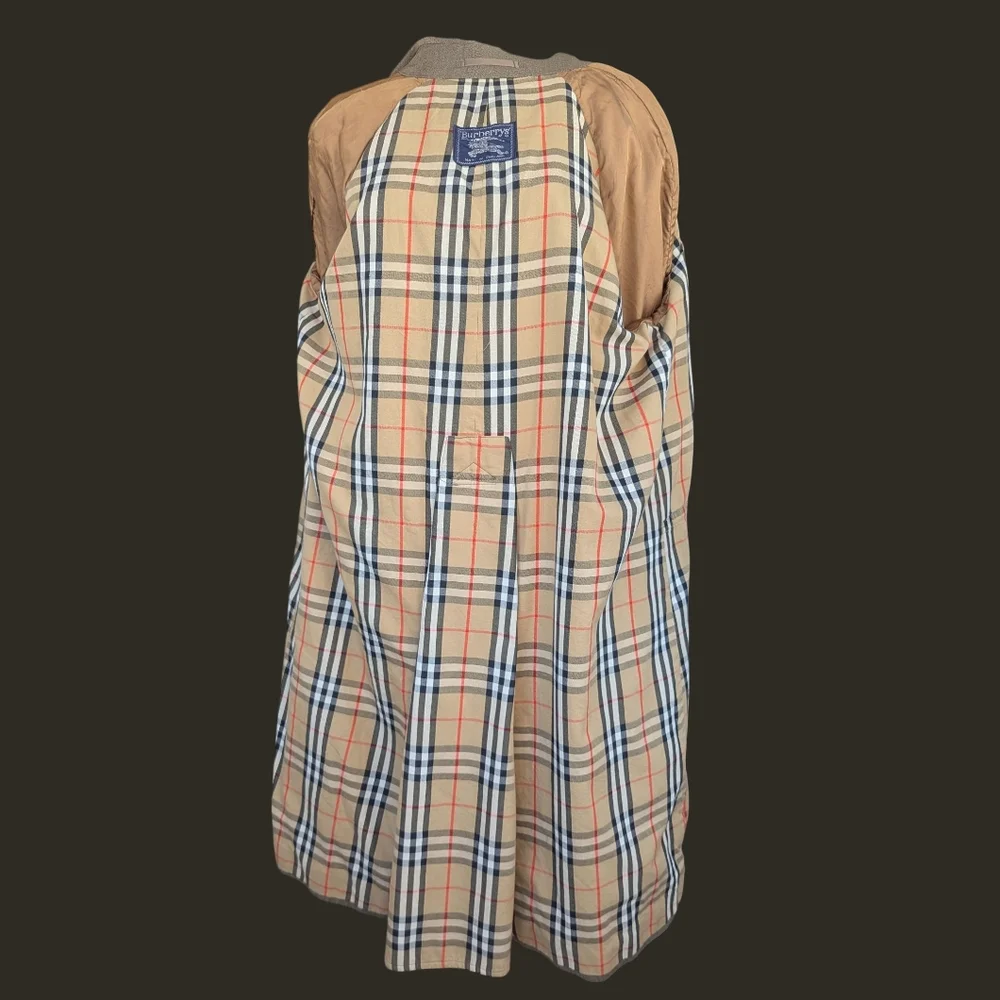 Burberry Women's Double-Breasted Trench Coat in Taupe - Picture 2 of 16